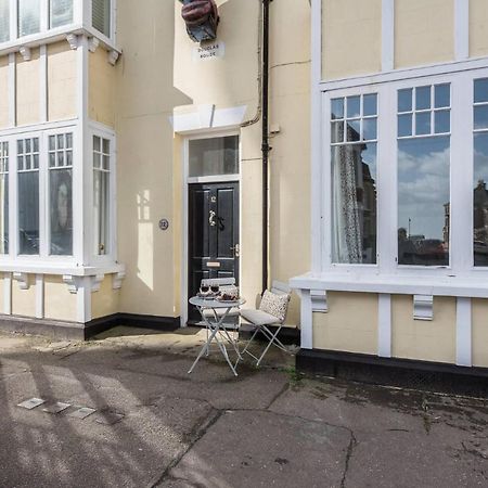 No 12, Southwold Apartment Exterior photo