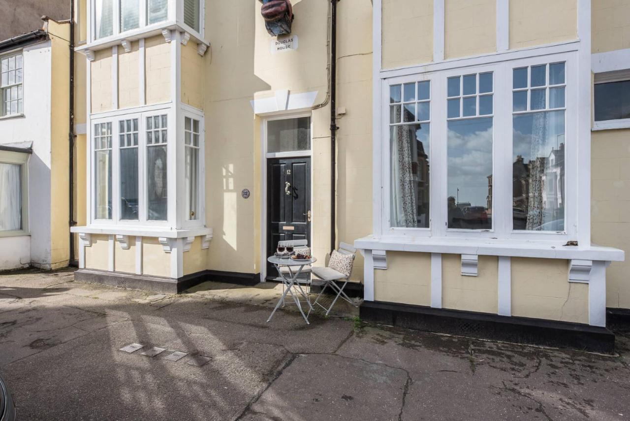 No 12, Southwold Apartment Exterior photo